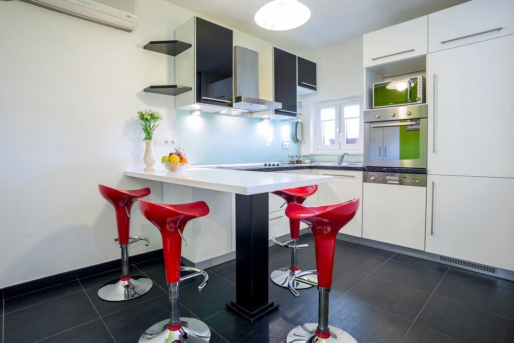 בול Apartments Biserka חדר תמונה